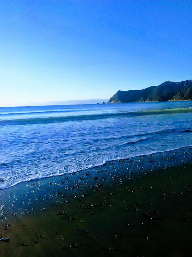 Waipiro Bay Paradise Bed and Breakfast Te Puia Esterno foto